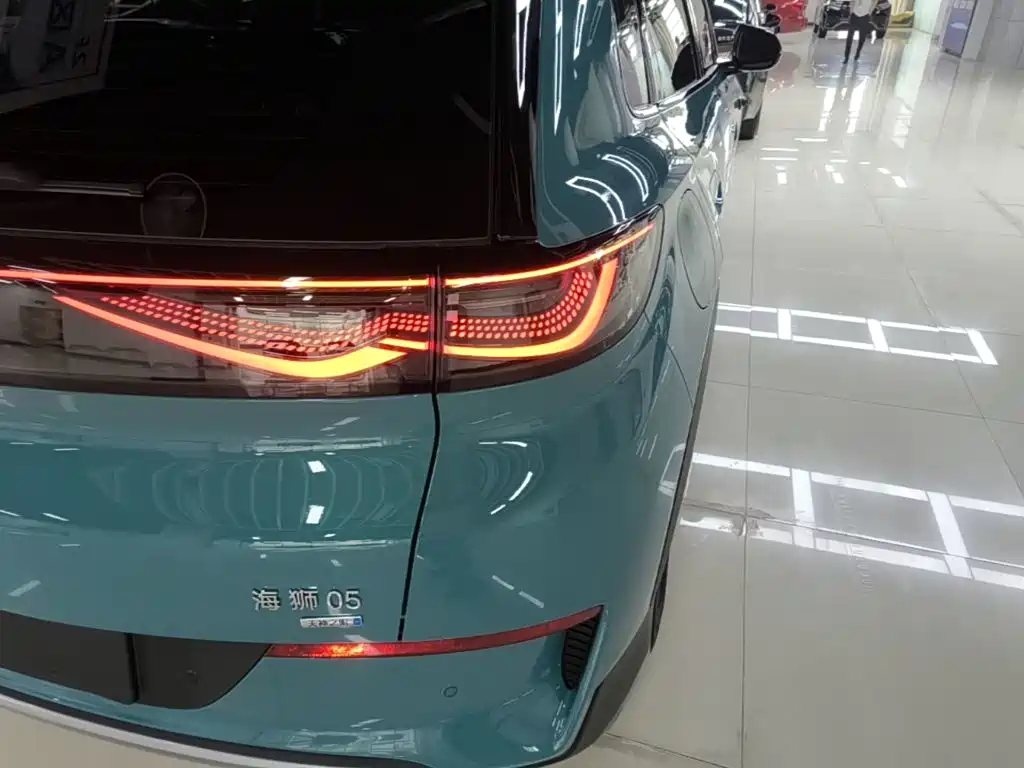 BYD Sealion 05 EV 2025 — фото 8