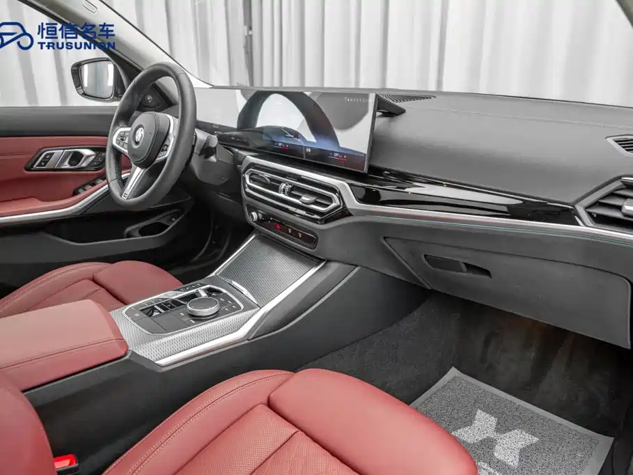 BMW 3 Series 2023 — фото 17