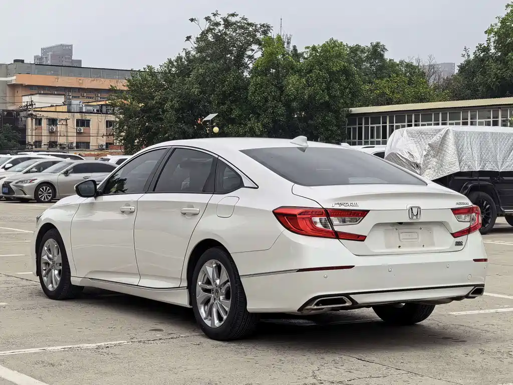 Honda Accord 2019 — фото 4