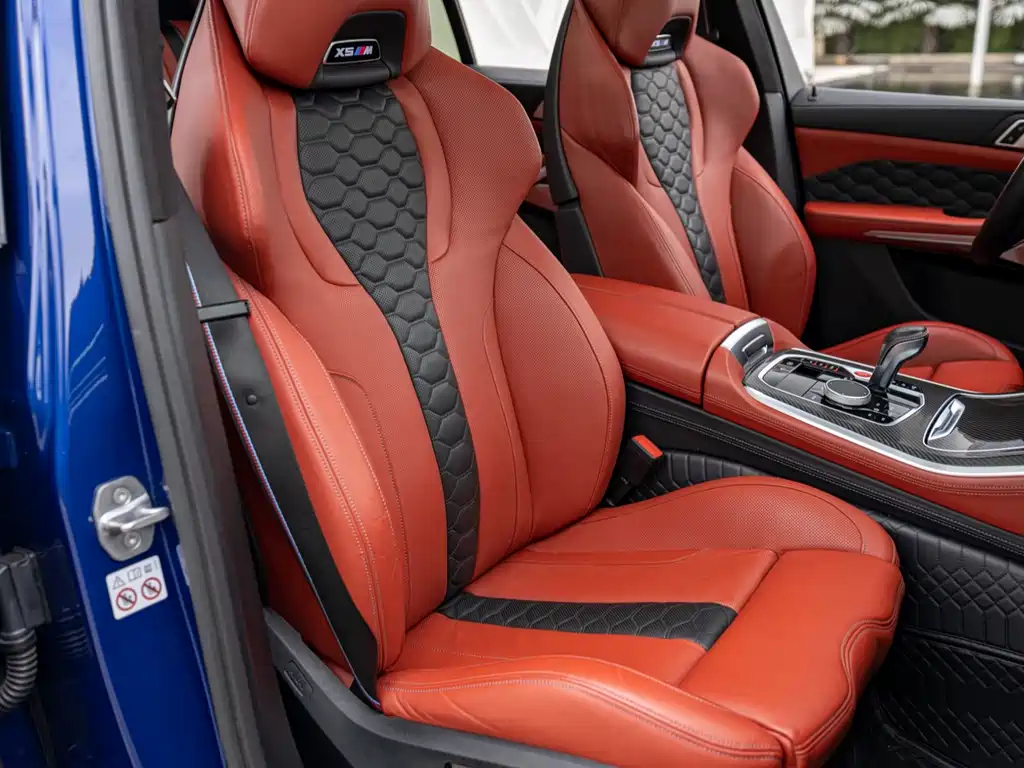 BMW X5 M 2020 — фото 18