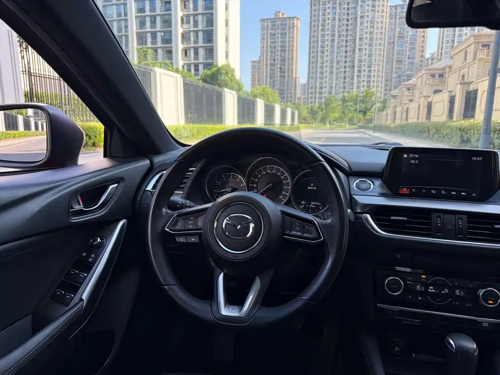 Mazda Atenza 2018 — фото 13