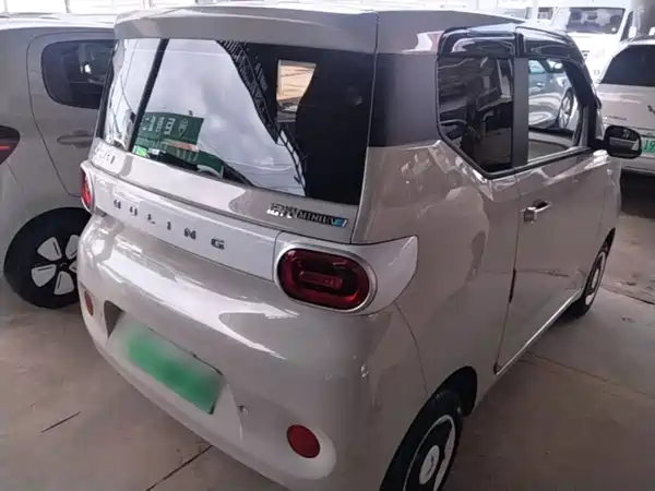Wuling Hongguang MINIEV 2025