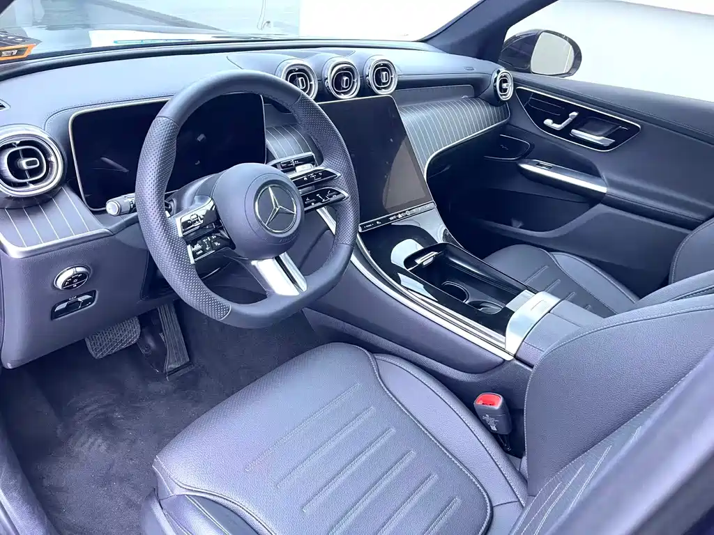 Mercedes-Benz GLC 2024