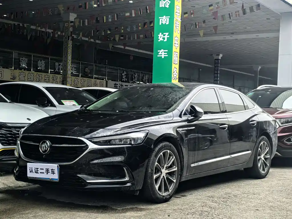Buick LaCrosse 2020 — фото 1
