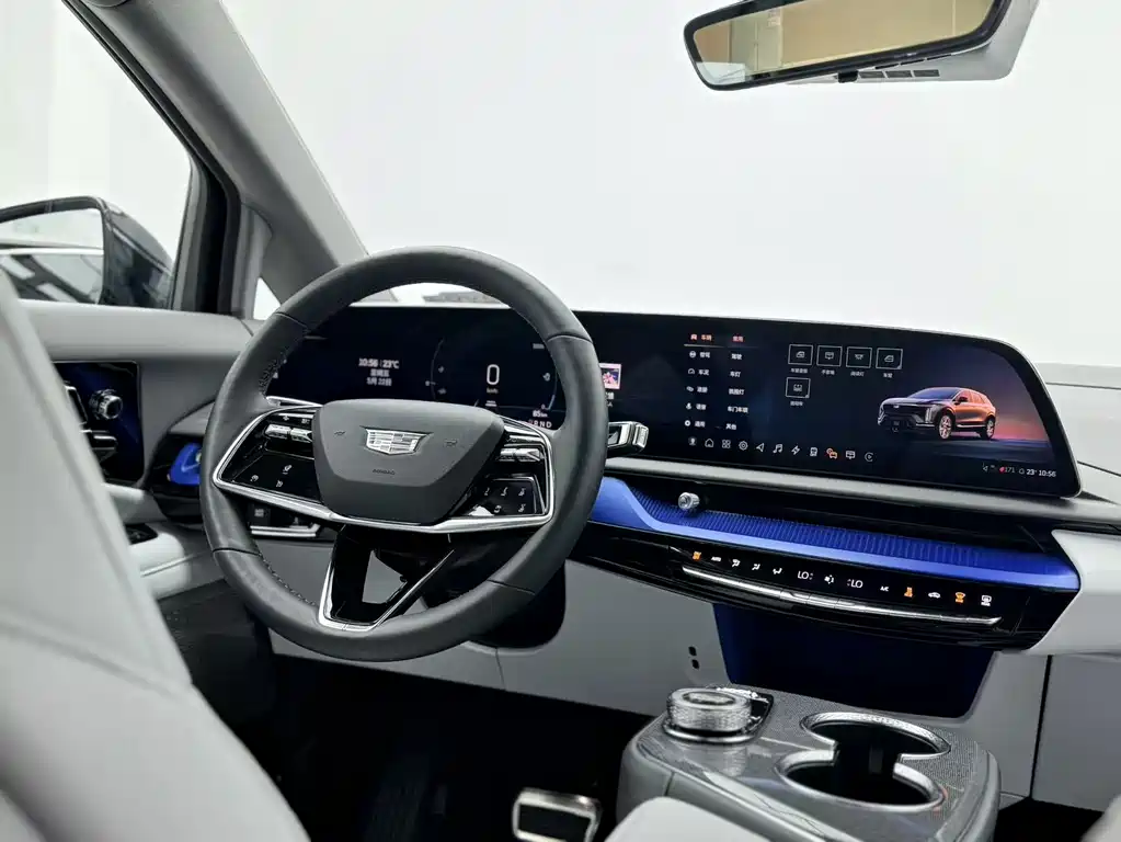 Cadillac IQ 2024 — фото 16