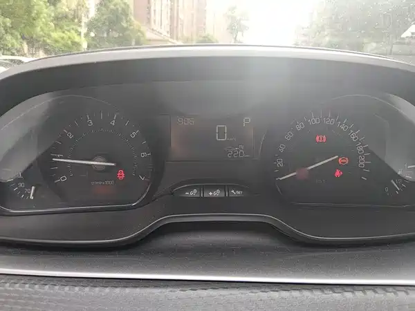 Peugeot 2008 2014