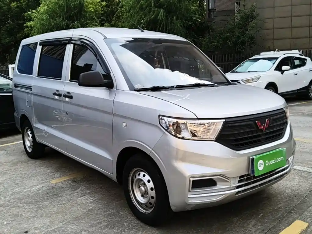 Wuling Hongguang V 2021 — фото 22