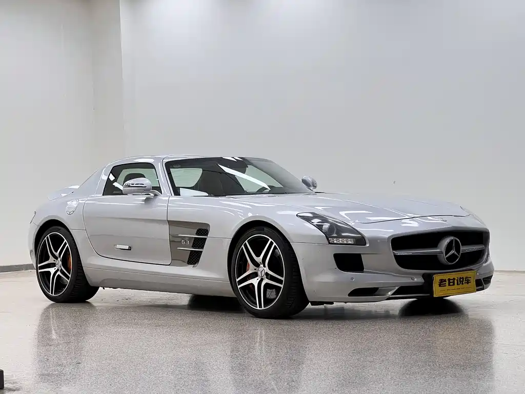 Mercedes-Benz SLS AMG 2011 — фото 10