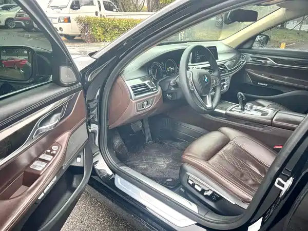 BMW 7 Series 2016
