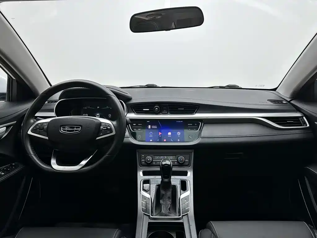 Geely Emgrand 2020 — фото 8