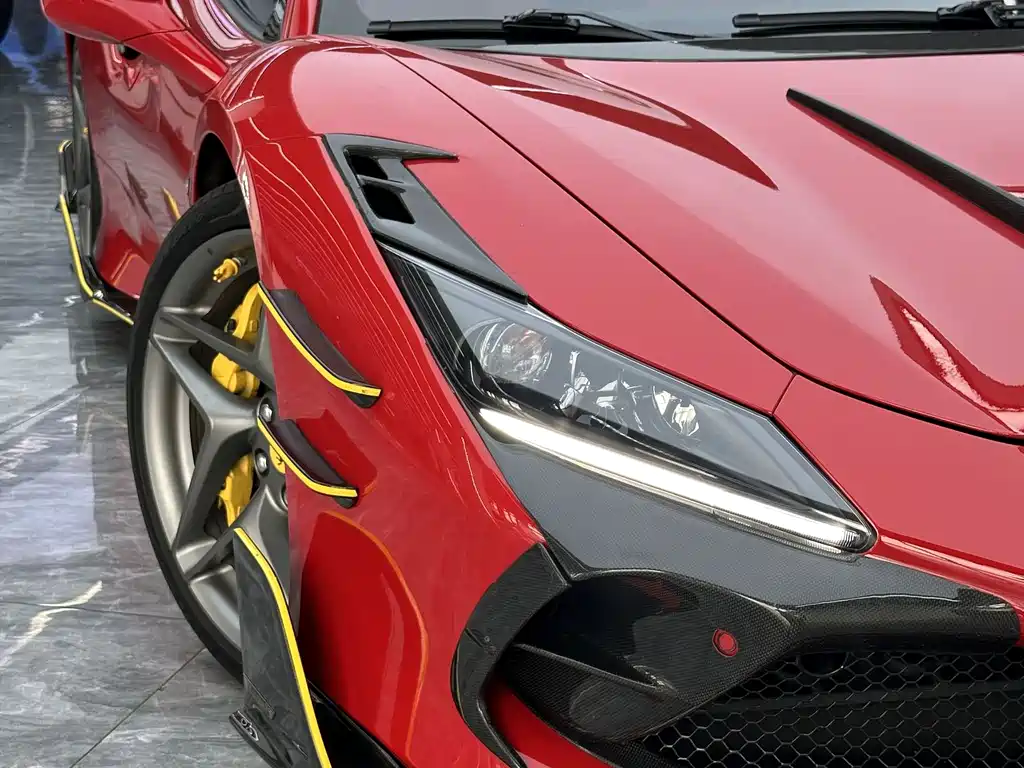 Ferrari F8 2022 — фото 10