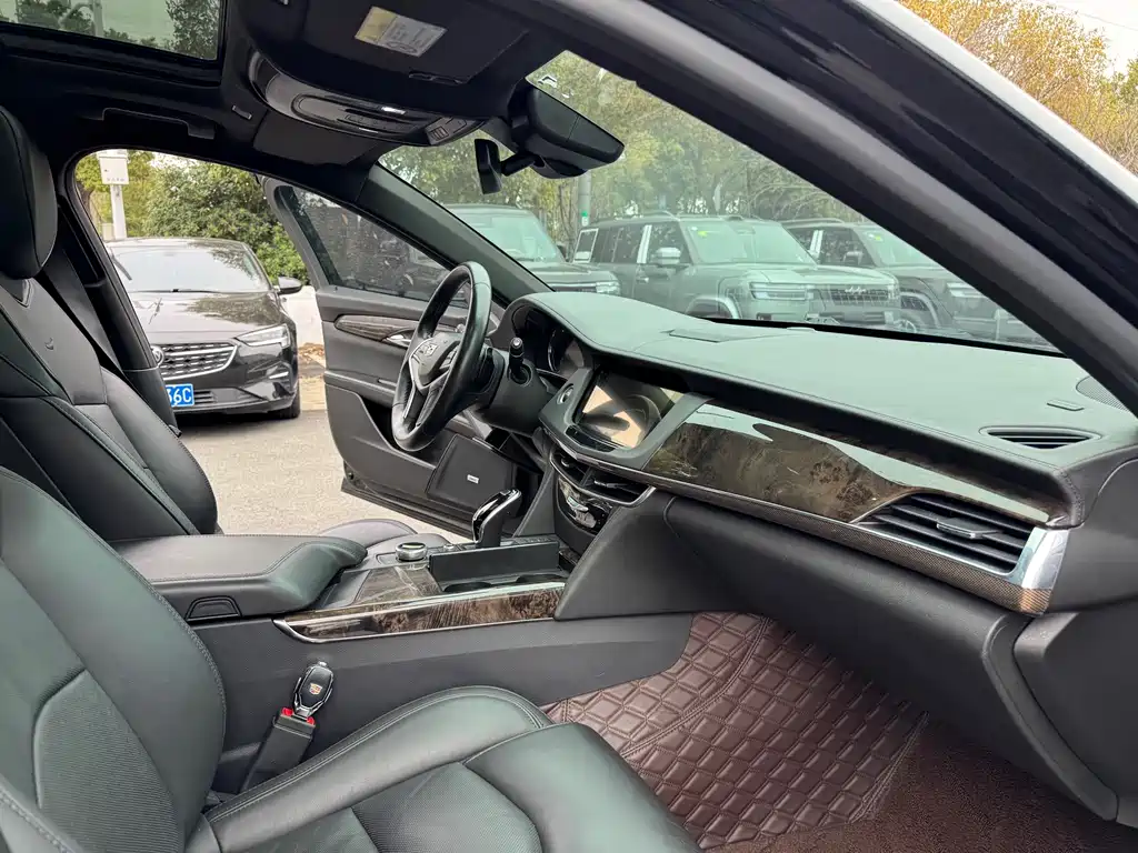 Cadillac CT6 2021 — фото 15