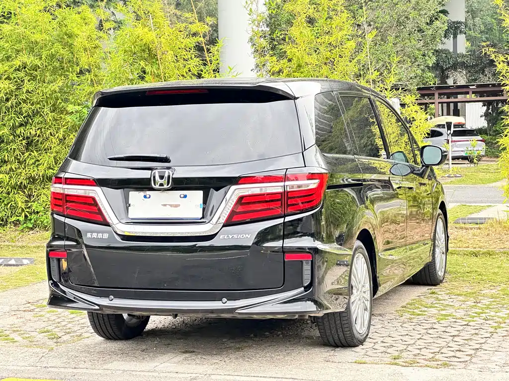 Honda Elysion 2019 — фото 20