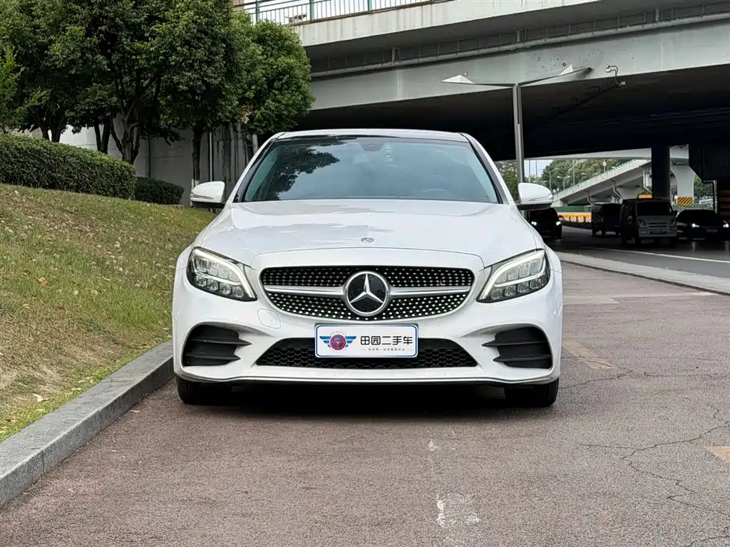 Mercedes-Benz C-Class 2019 — фото 2
