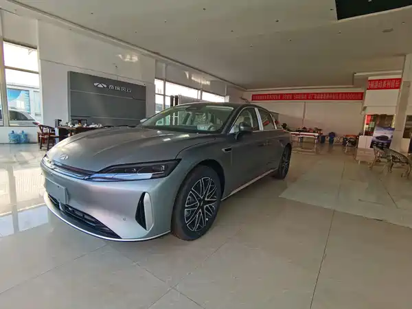 Chery Fengyun A9L 2025