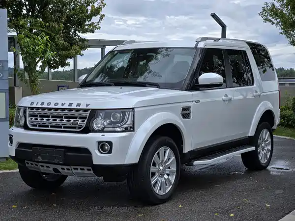Land Rover Discovery 2015