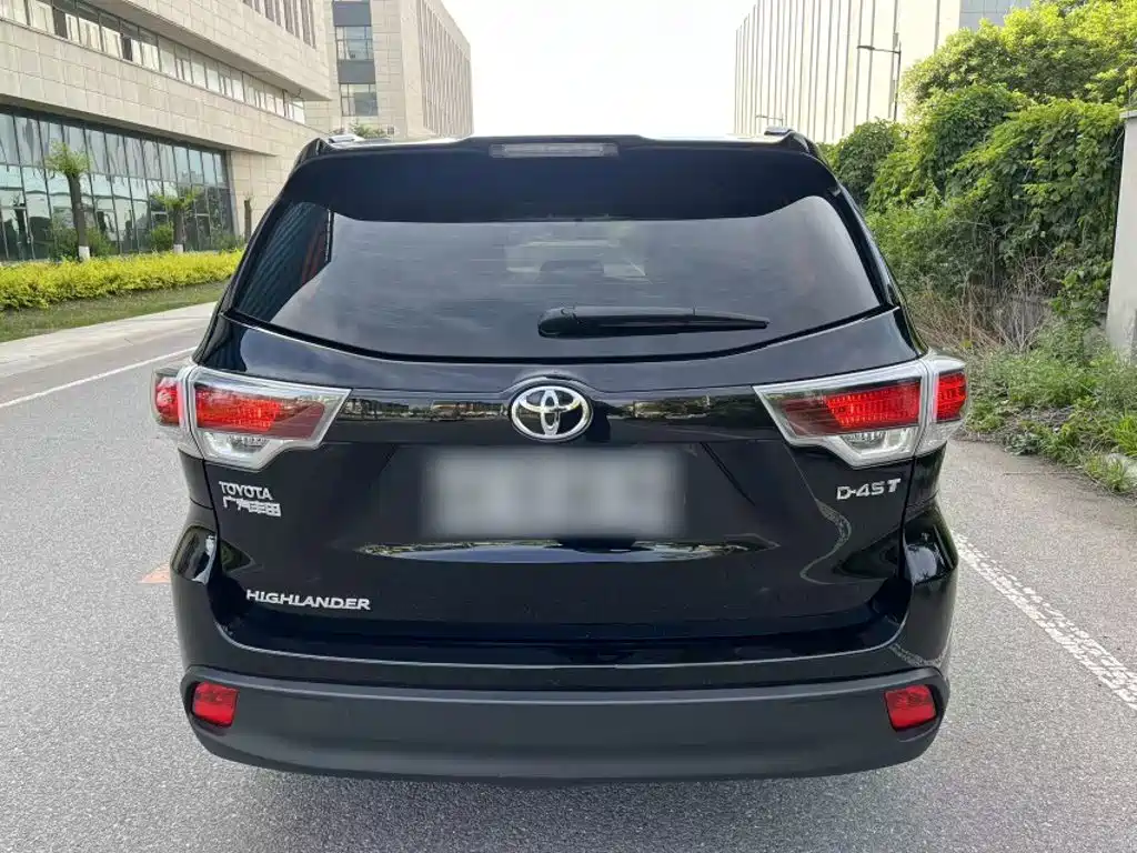 Toyota Highlander 2015 — фото 6