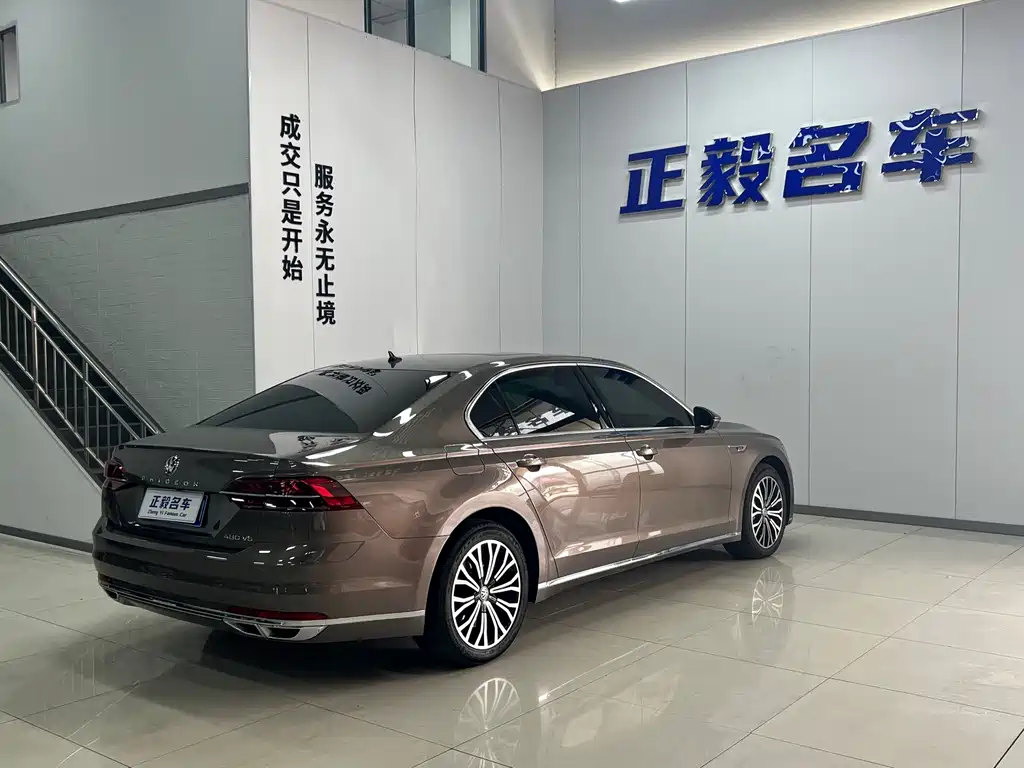 Volkswagen Phideon 2017 — фото 17