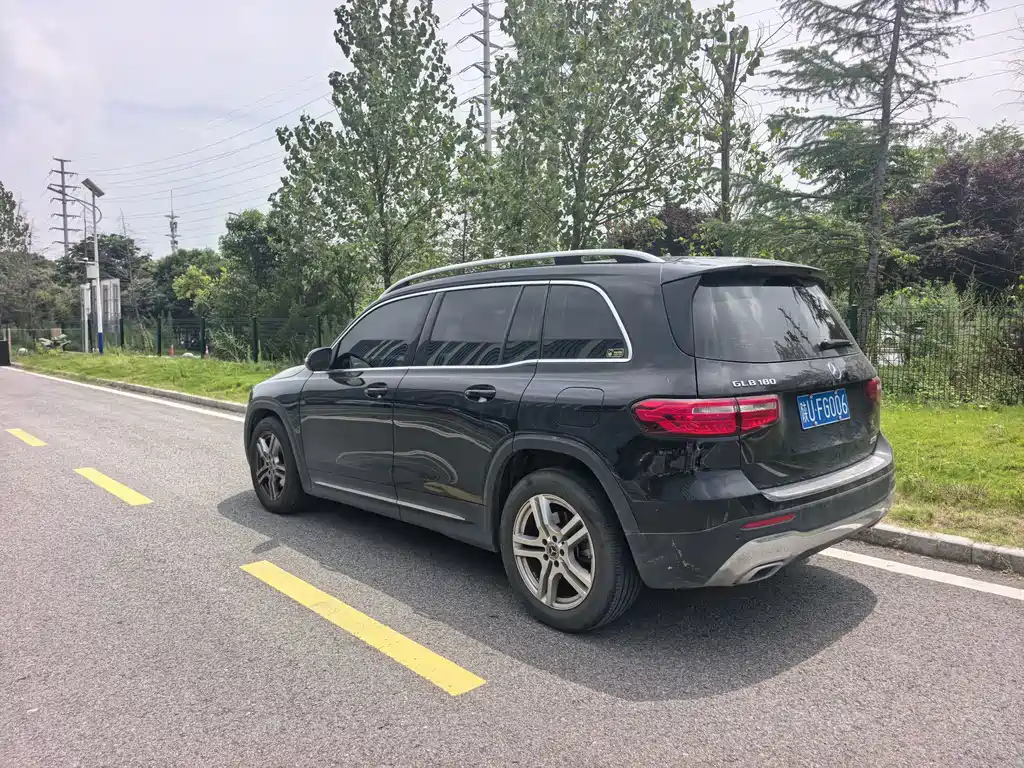 Mercedes-Benz GLB 2020
