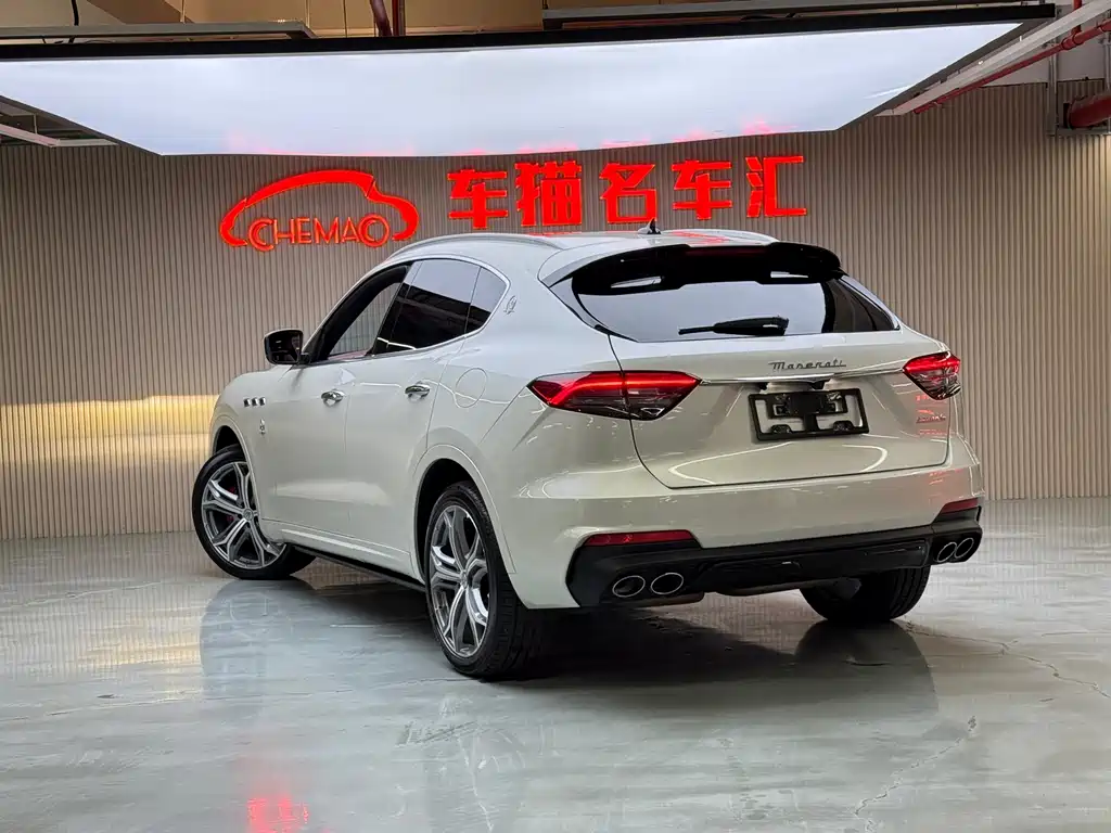 Maserati Levante 2022 — фото 13