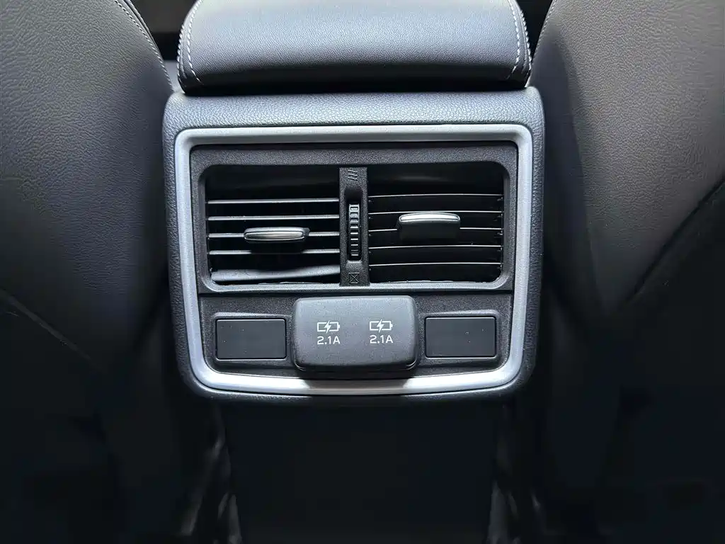 Subaru Forester 2021 — фото 9