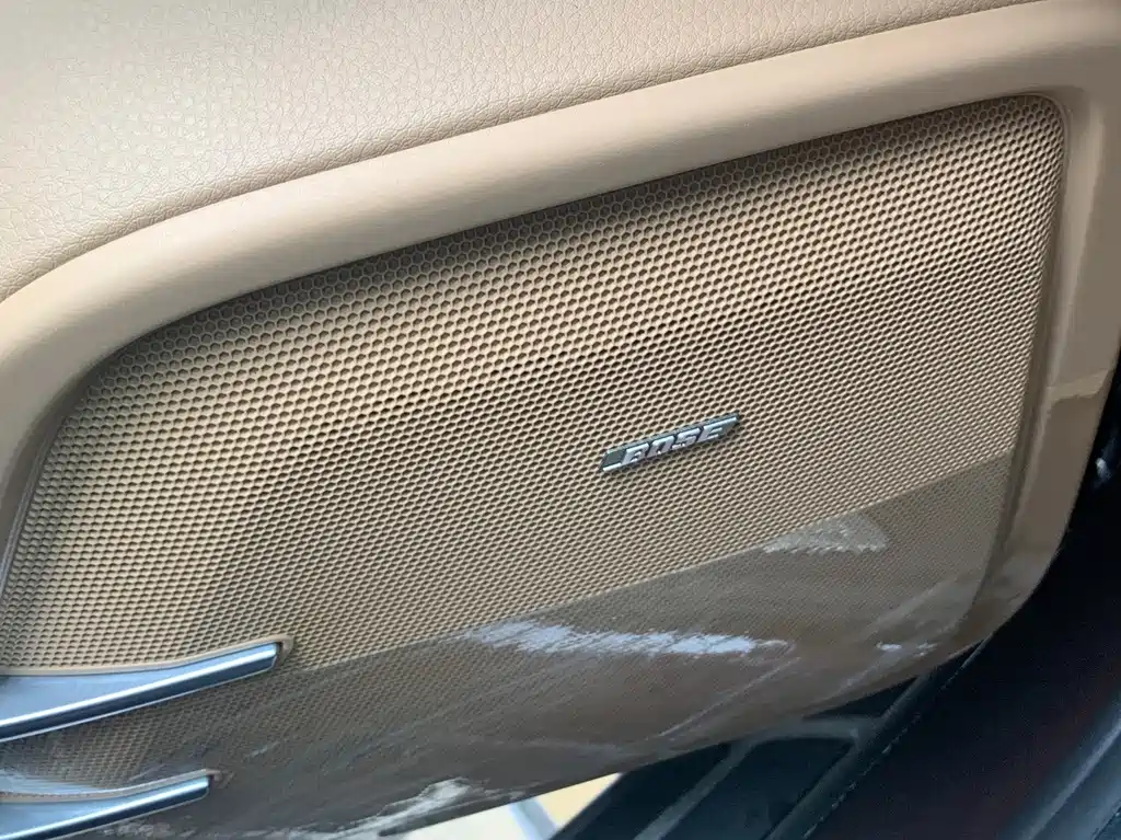 Porsche Cayenne 2016 — фото 17