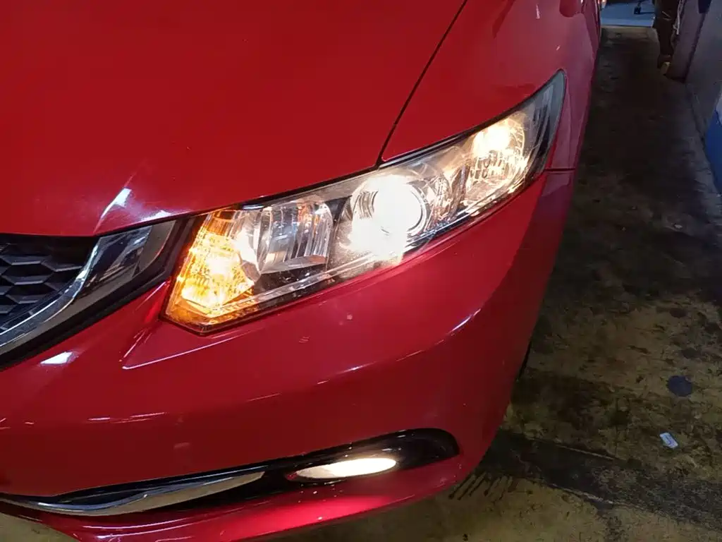 Honda Civic 2014 — фото 18