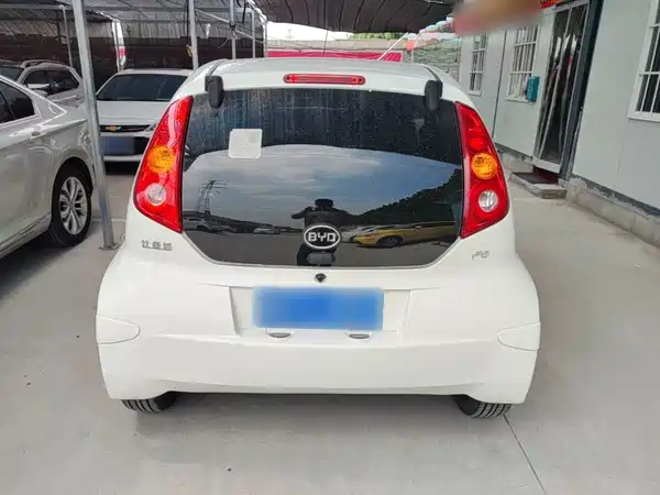 BYD F0 2016