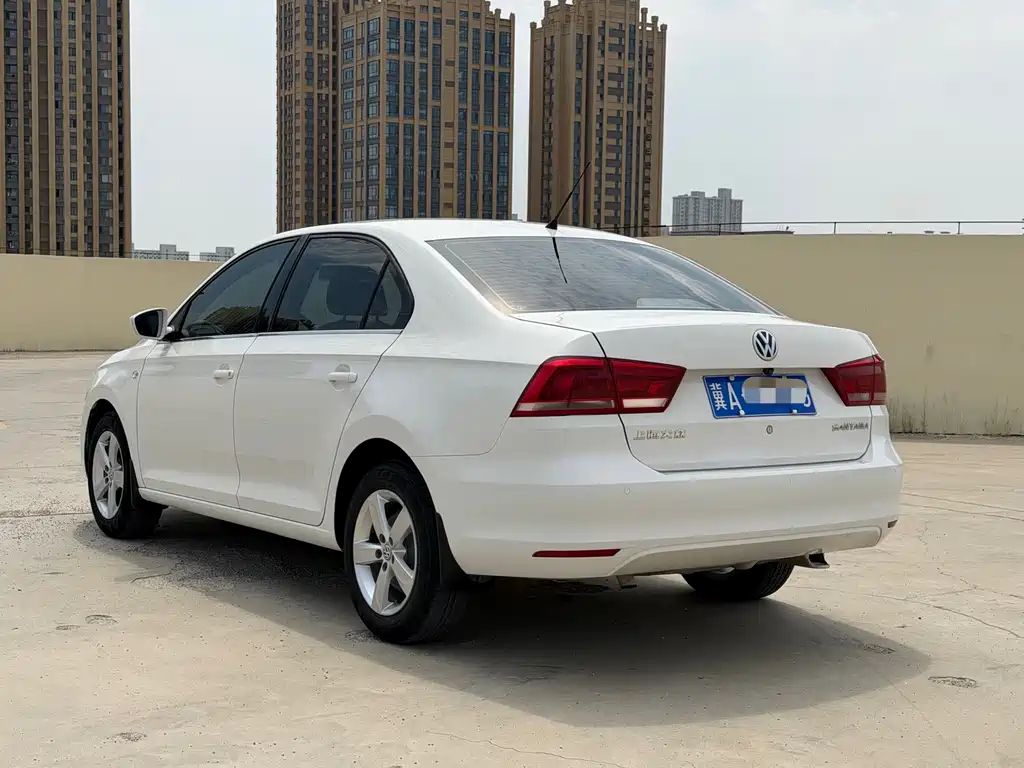 Volkswagen Santana 2014