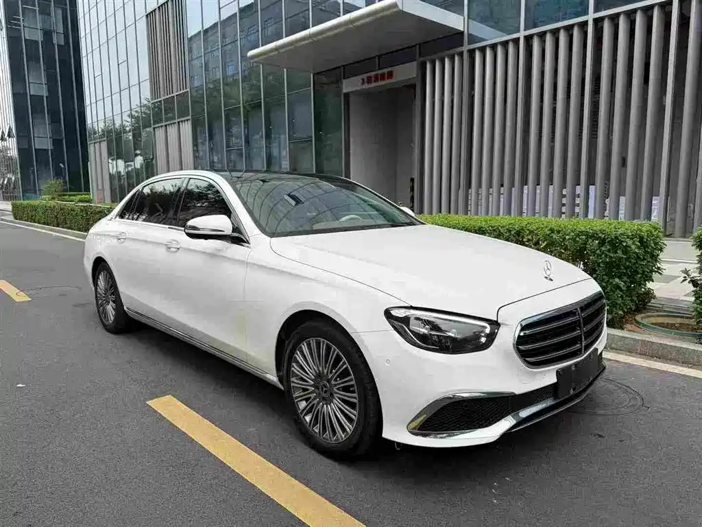Mercedes-Benz E-Class 2021 — фото 7