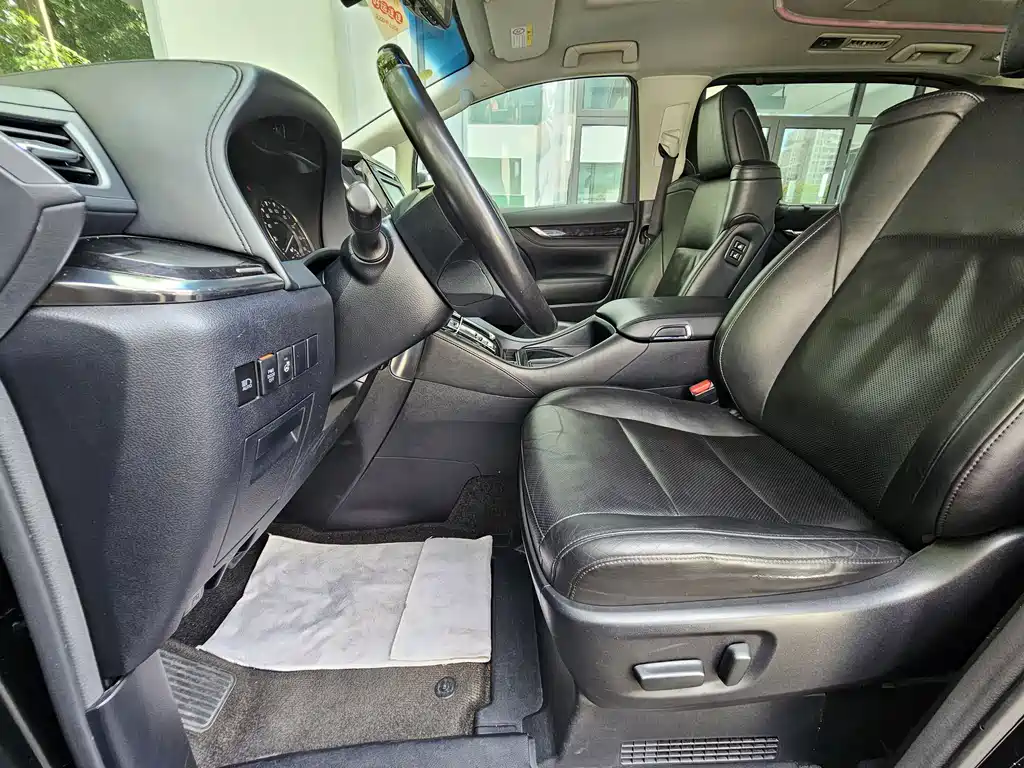 Toyota Vellfire 2020 — фото 11
