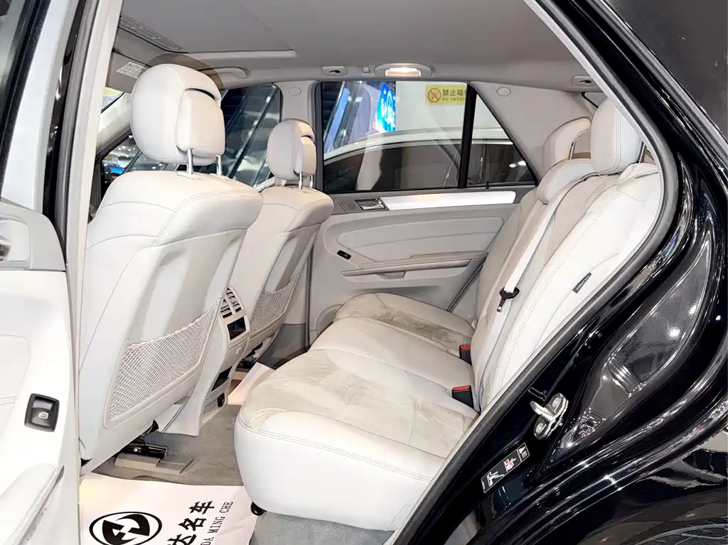 Mercedes-Benz M-Class 2011