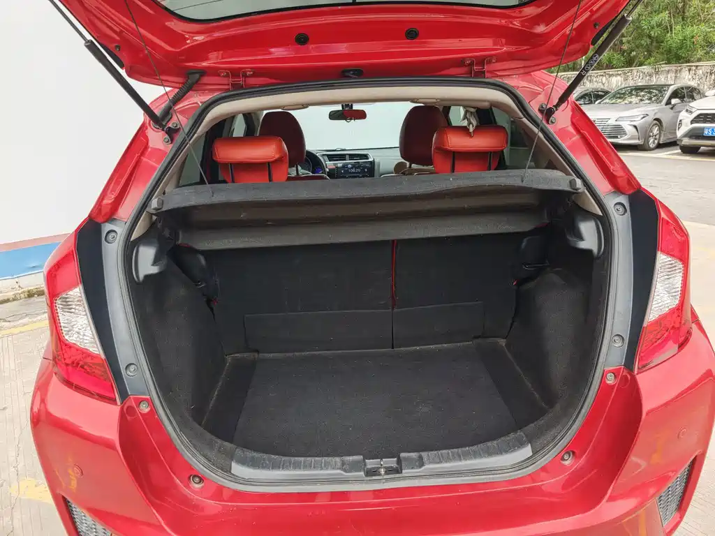 Honda Fit 2015 — фото 22