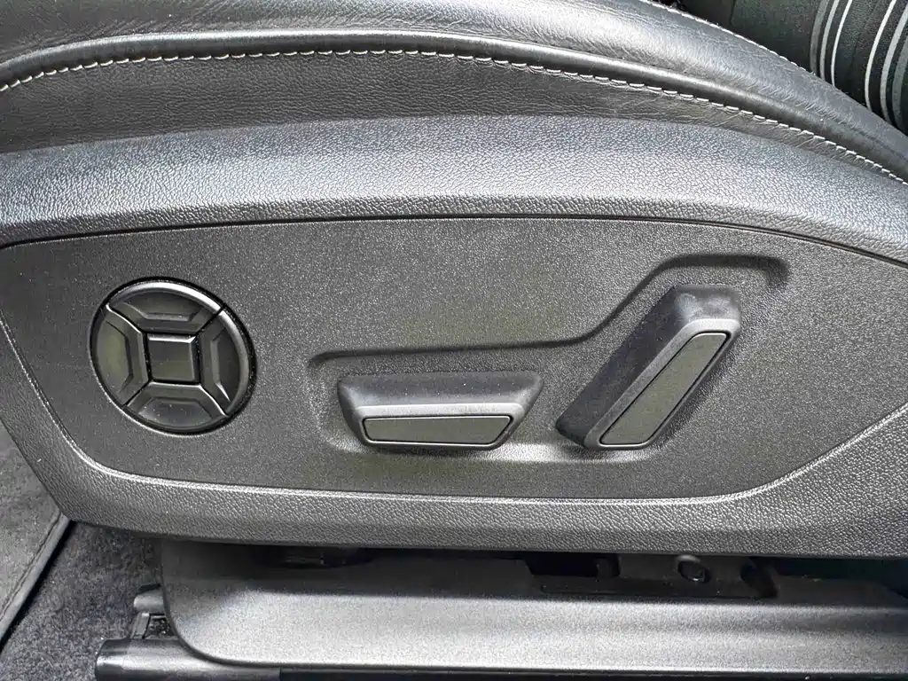 Audi A3 2023 — фото 32