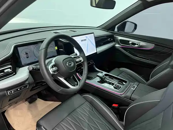 GAC Trumpchi GS8 2025