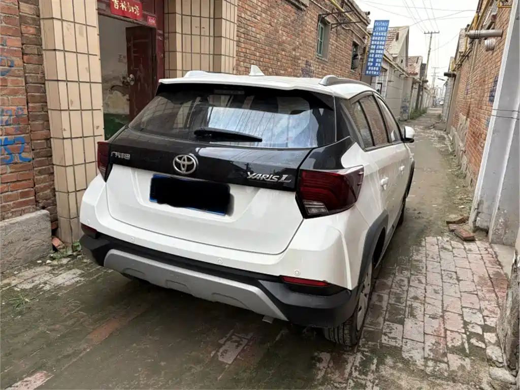 Toyota Yaris L 2019