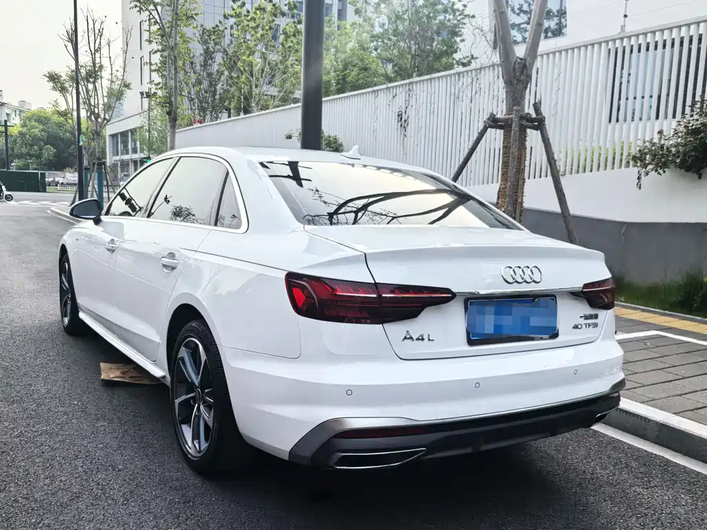 Audi A4L 2024