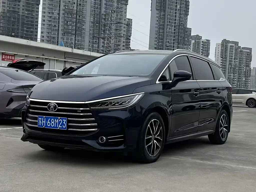 BYD MAX 2018 — фото 2