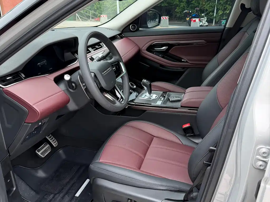 Land Rover Evoque 2022 — фото 4