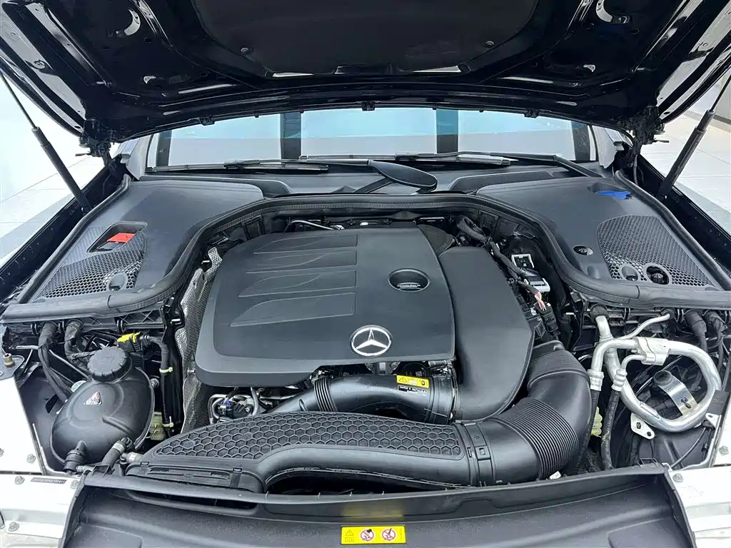 Mercedes-Benz E-Class 2020 — фото 9