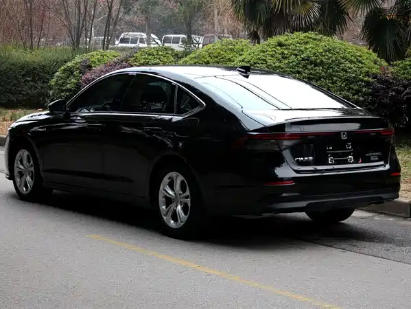 Honda Accord 2023