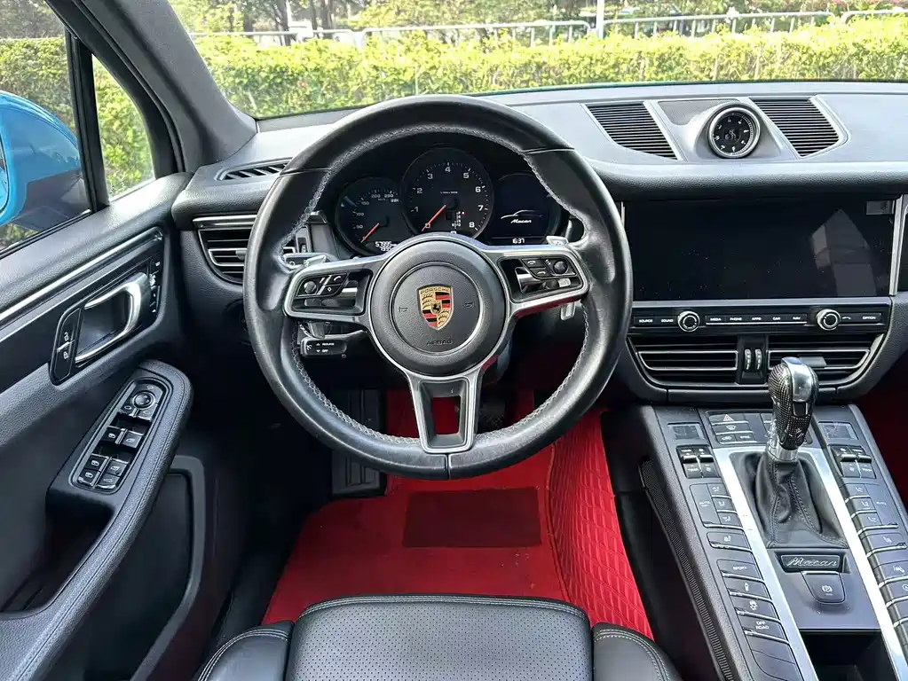 Porsche Macan 2021 — фото 7