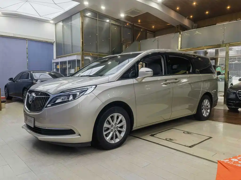 Buick GL8 2017