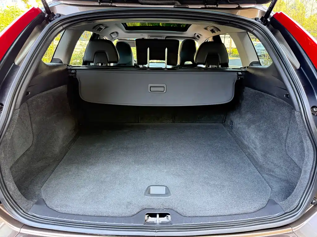Volvo XC60 2015 — фото 13