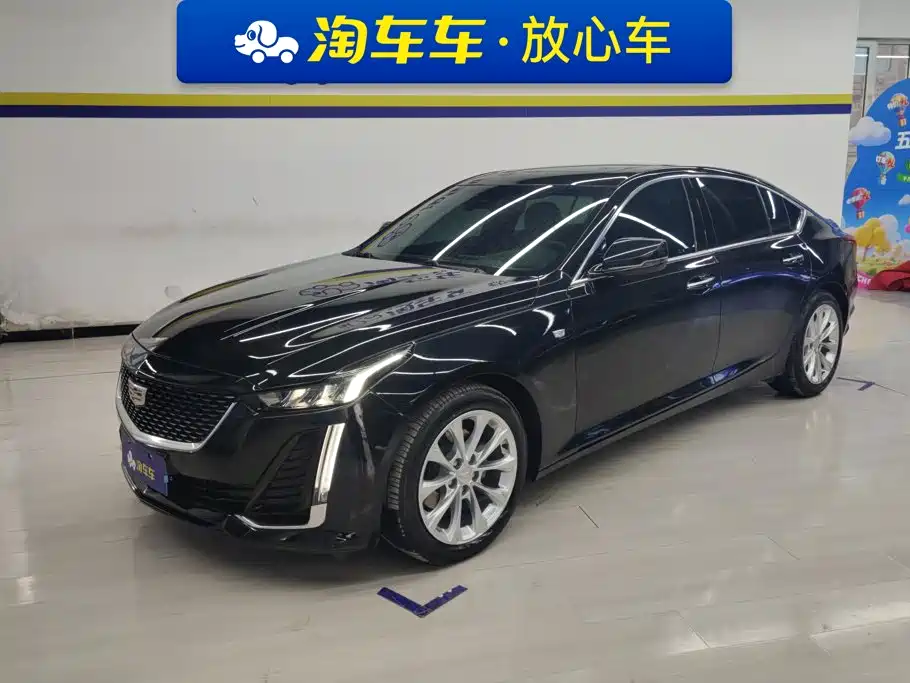 Cadillac CT5 2022 — фото 1