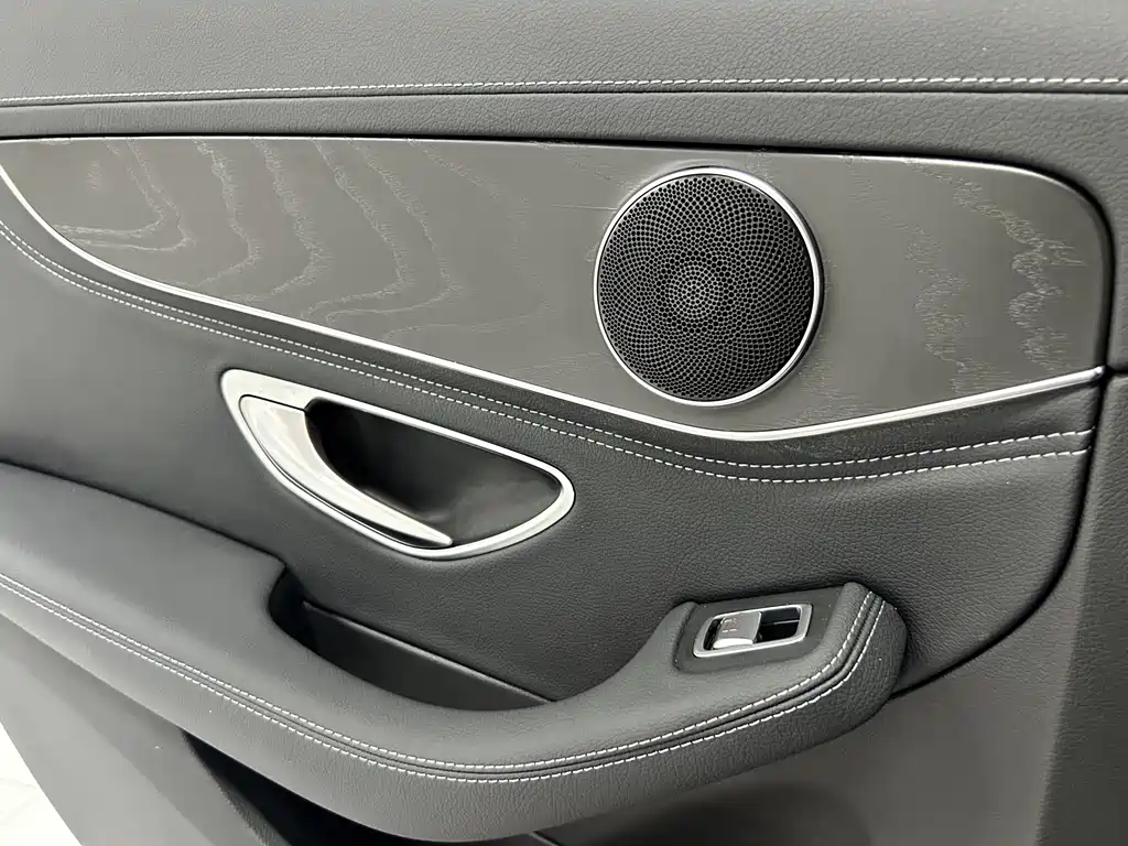Mercedes-Benz C-Class 2018 — фото 12