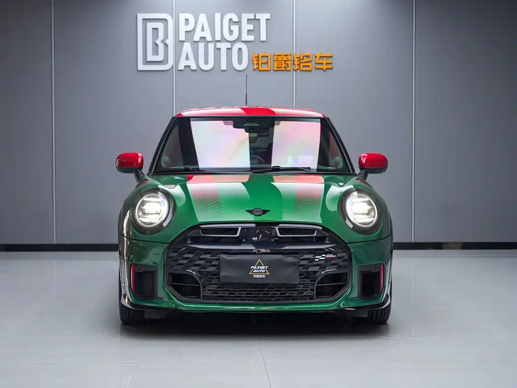MINI JCW 2025