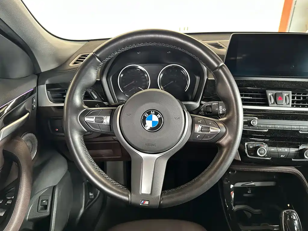 BMW X2 2022 — фото 14