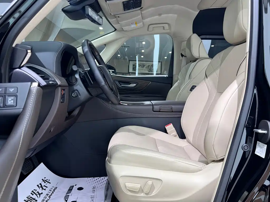 Toyota Alphard 2025 — фото 12