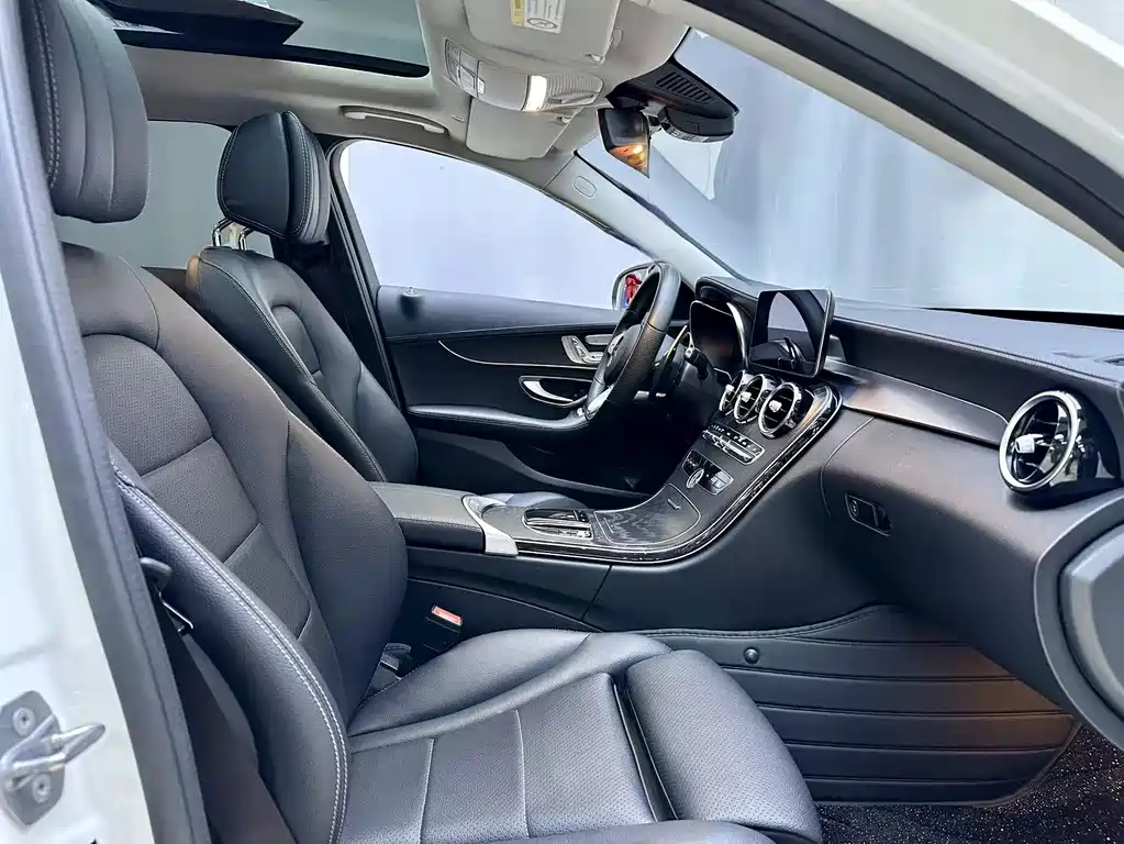 Mercedes-Benz C-Class 2021 — фото 12